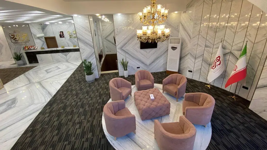 Khorshid Hotel Qom